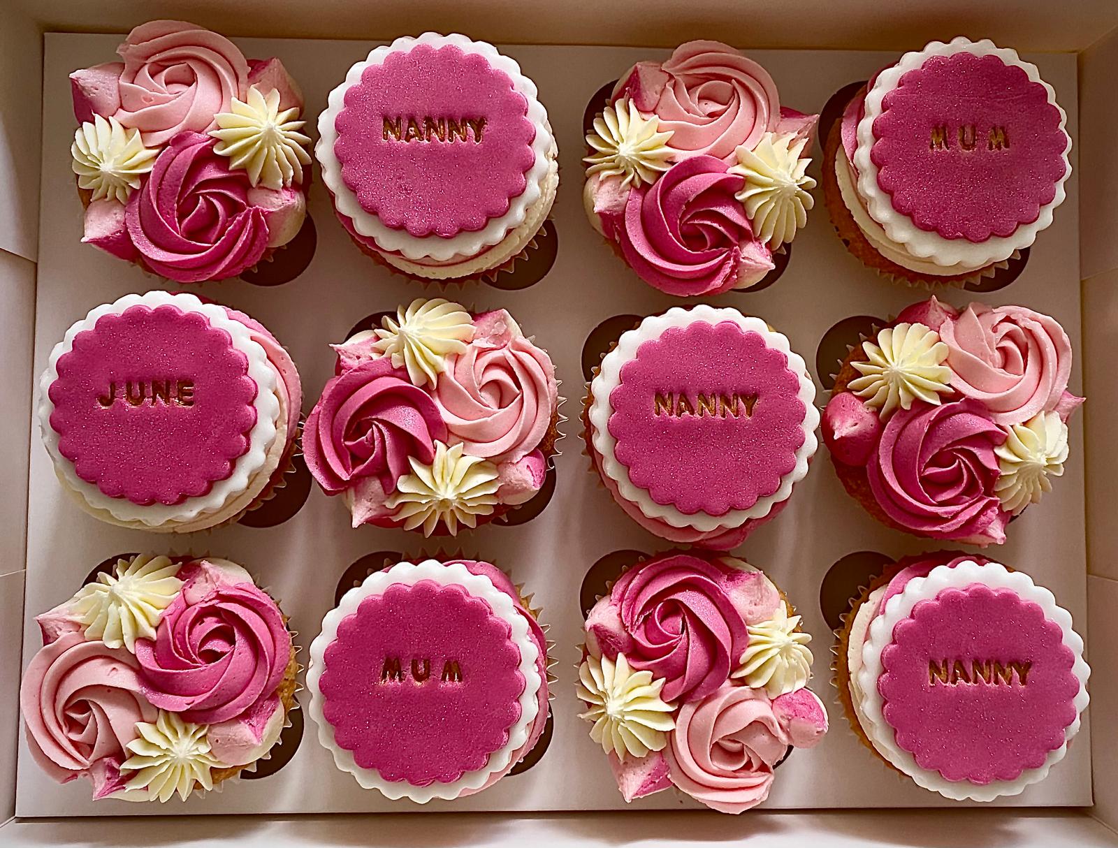 Beautiful Pink Themed Cupcakes Beautiful Pink Themed Cupcakes
