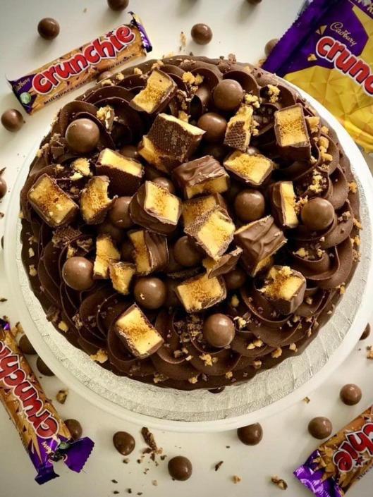 Crunchie Cake