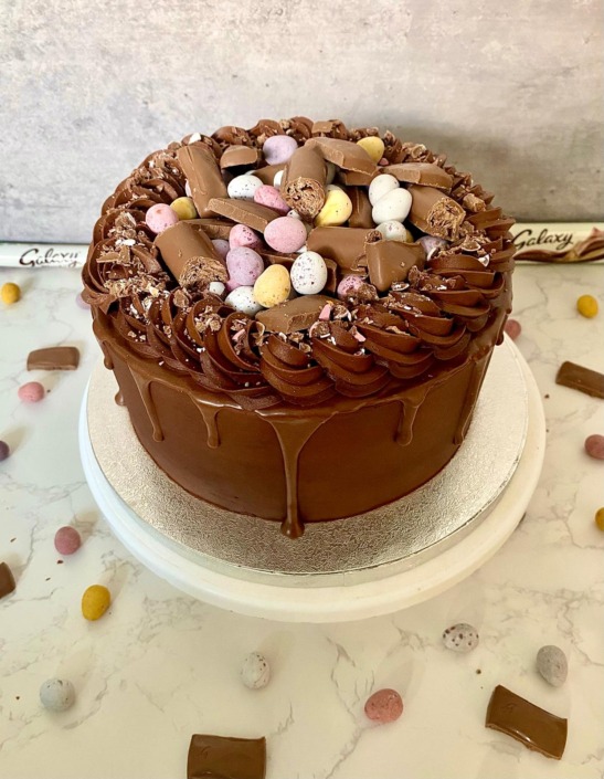 Galaxy and Mini Egg Cake