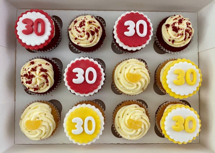 Lemon and Red Velvet cupcakes